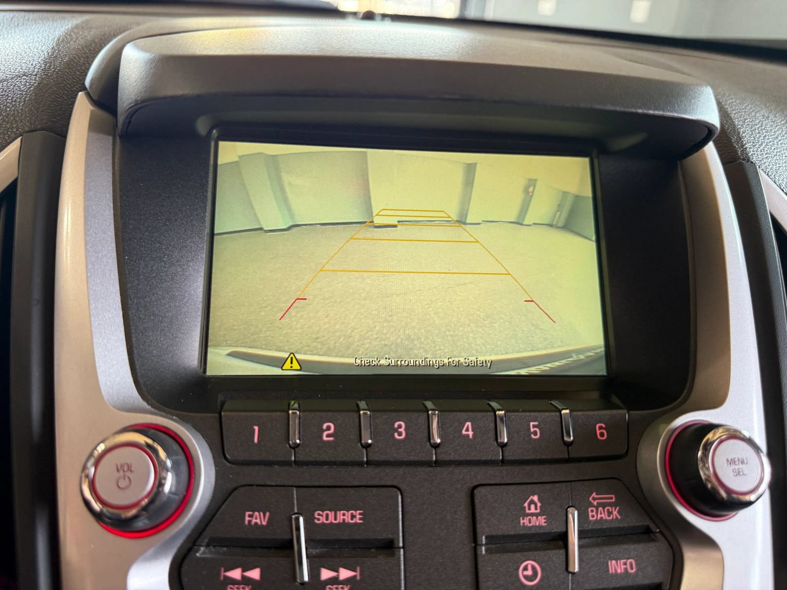Used 2017 GMC Terrain SLE FWD image 19