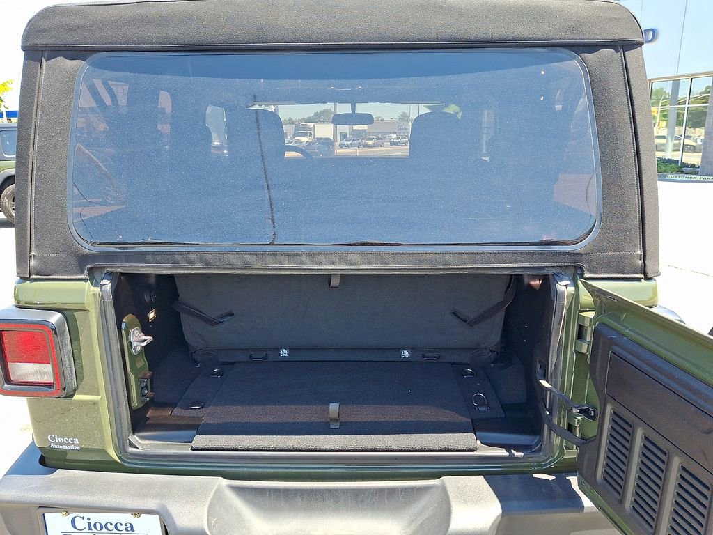 Used 2023 Jeep Wrangler Sport AWD/4WD image 29