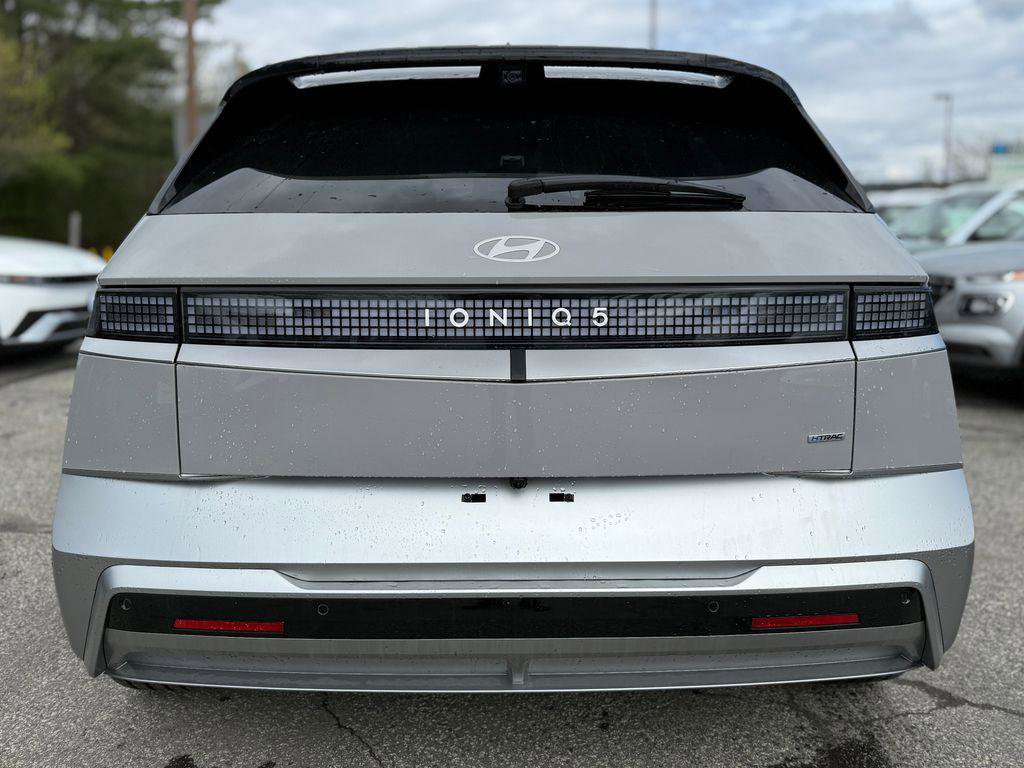 New 2026 Hyundai Ioniq 5 Limited image 4