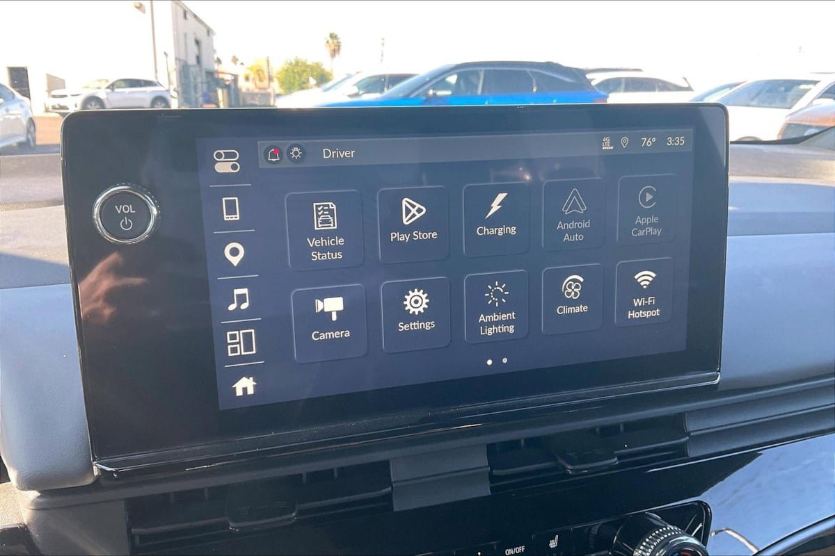 Used 2025 Honda Prologue Touring image 5