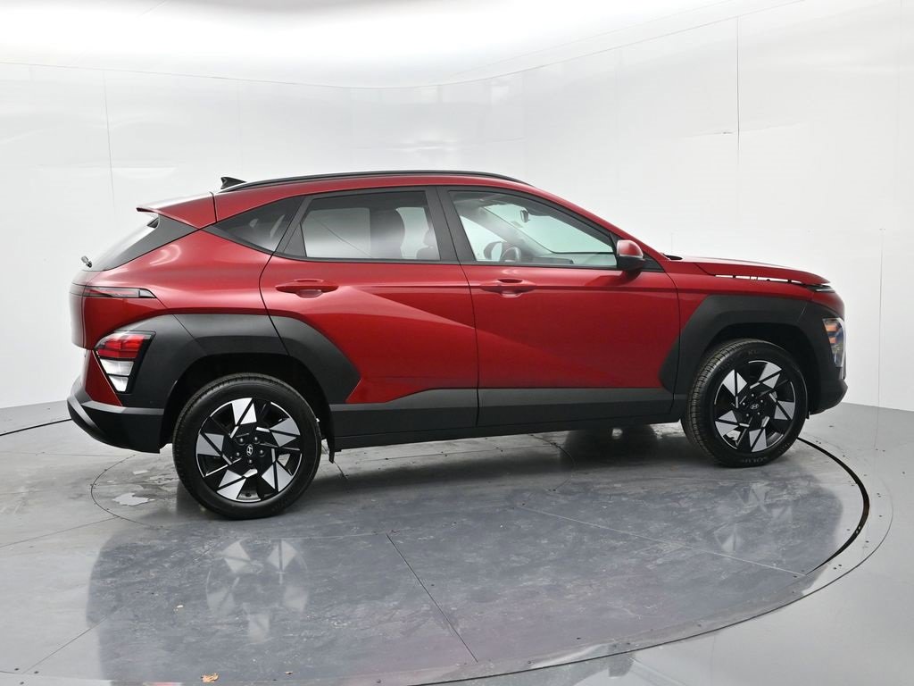 Used 2025 Hyundai Kona SEL image 8