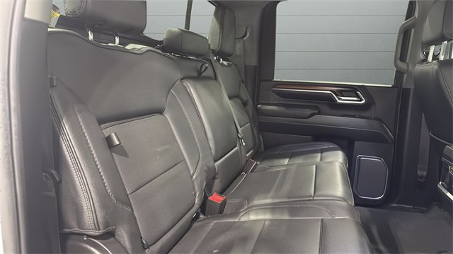 Used 2024 GMC Sierra 3500 Denali image 31