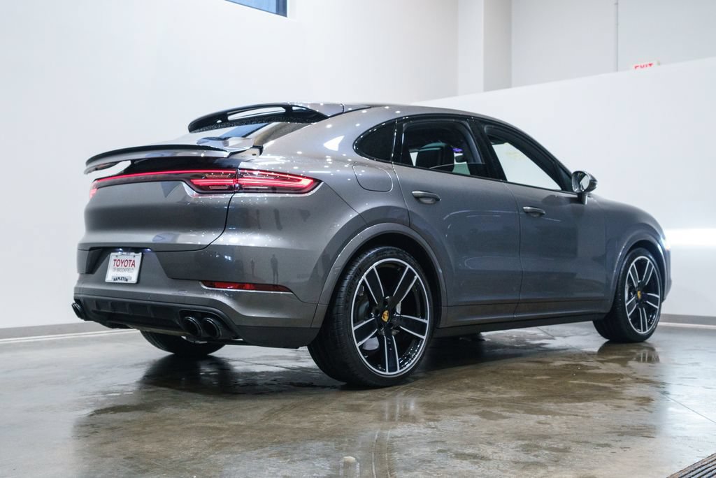 Used 2020 Porsche Cayenne Turbo AWD/4WD image 9