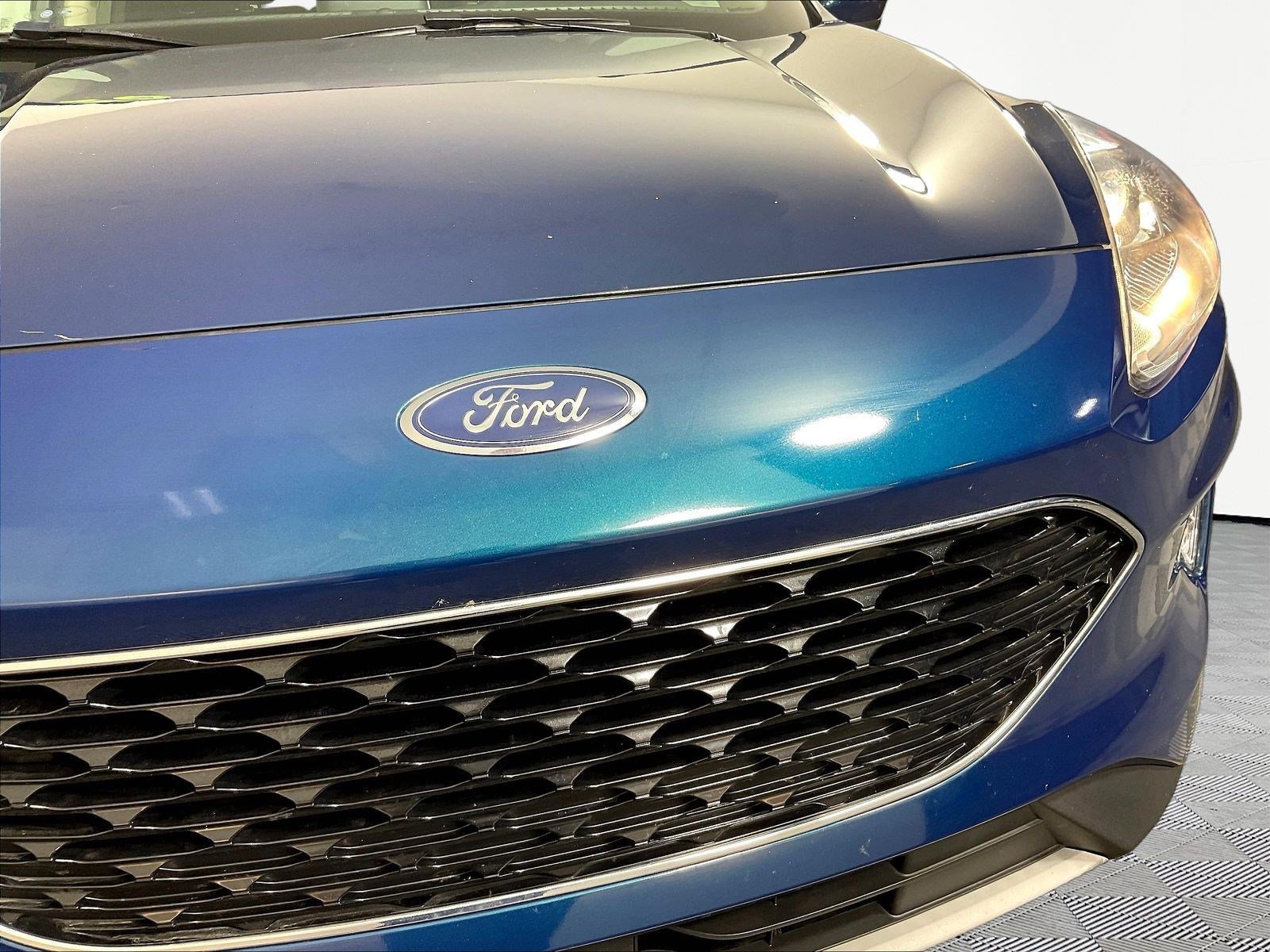 Used 2020 Ford Escape SEL AWD/4WD image 32