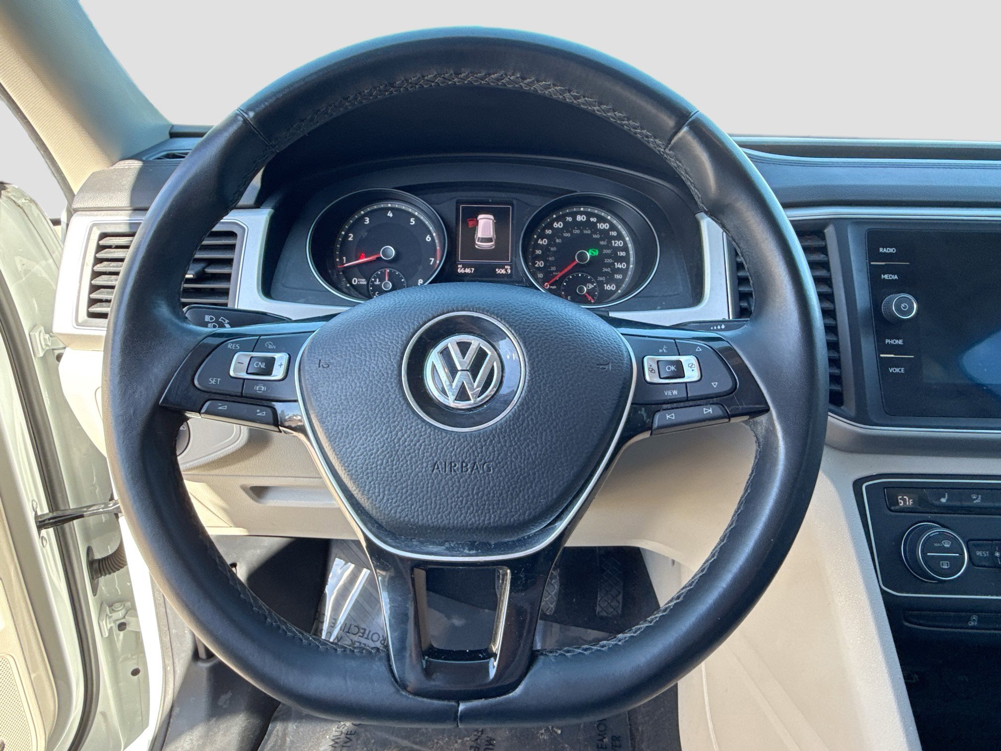 Used 2019 Volkswagen Atlas SE image 37