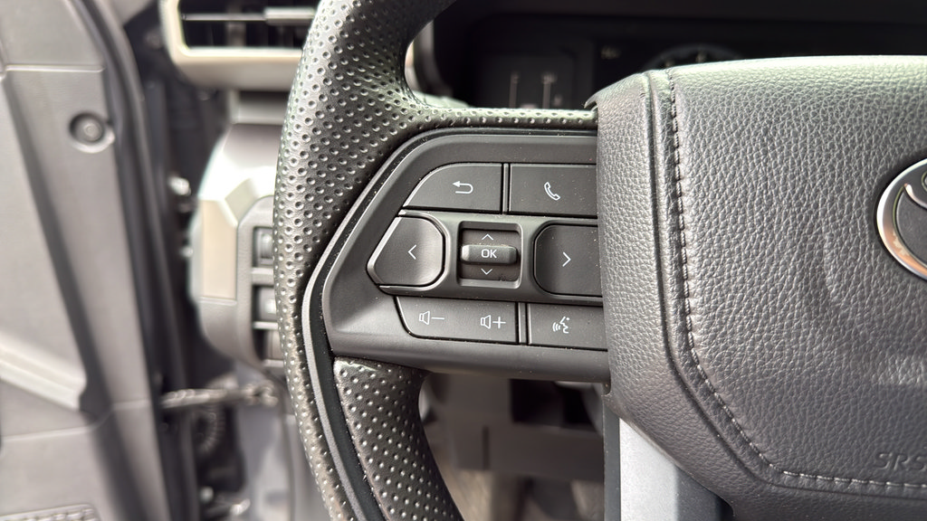Certified 2025 Toyota Tacoma SR5 AWD/4WD image 21