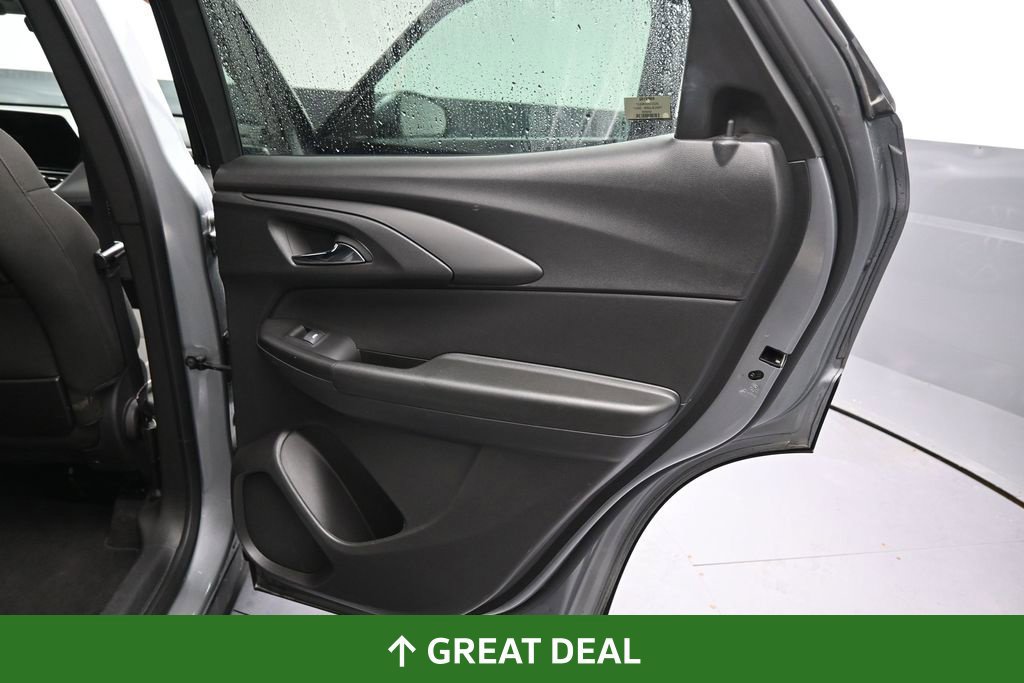 Used 2025 Chevrolet TrailBlazer LT AWD/4WD image 22