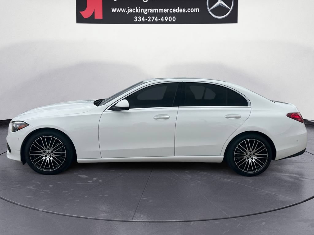 Used 2022 Mercedes-Benz C 300 Sedan image 2