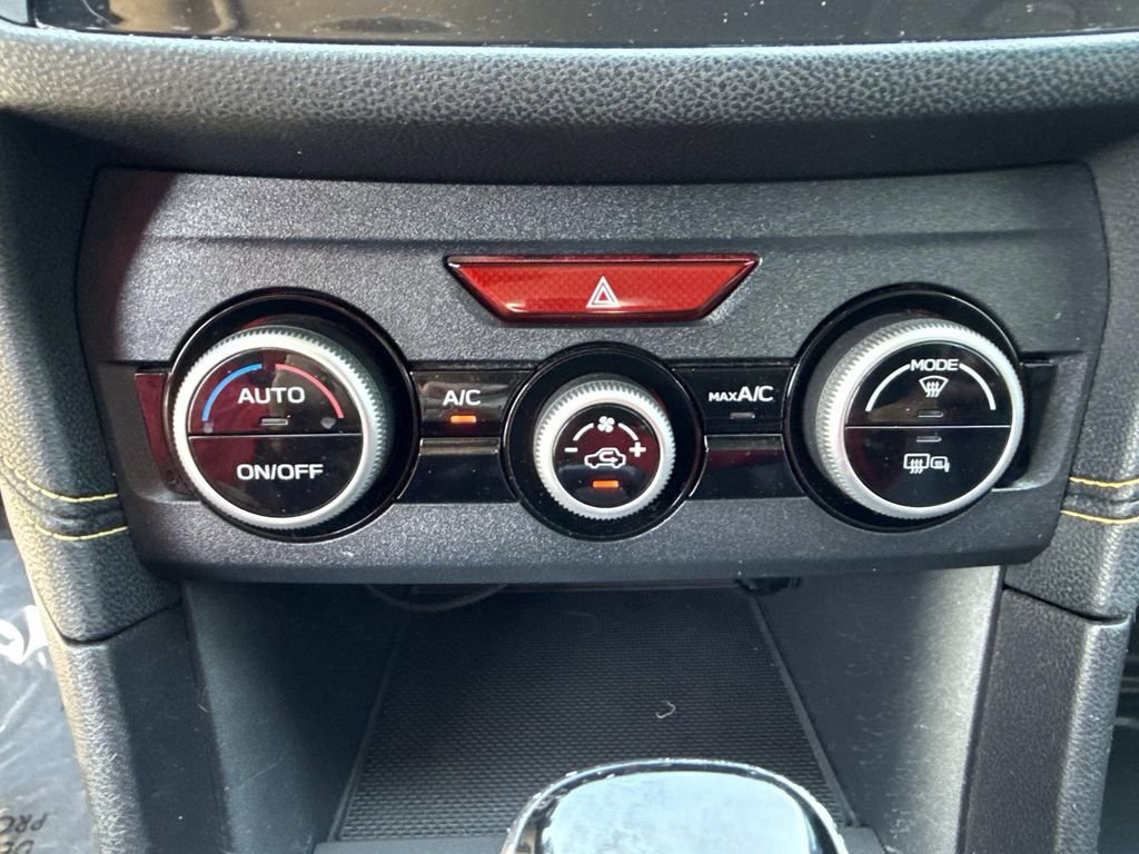 Used 2022 Subaru Crosstrek 2.5i Sport w/ Moonroof Package image 34