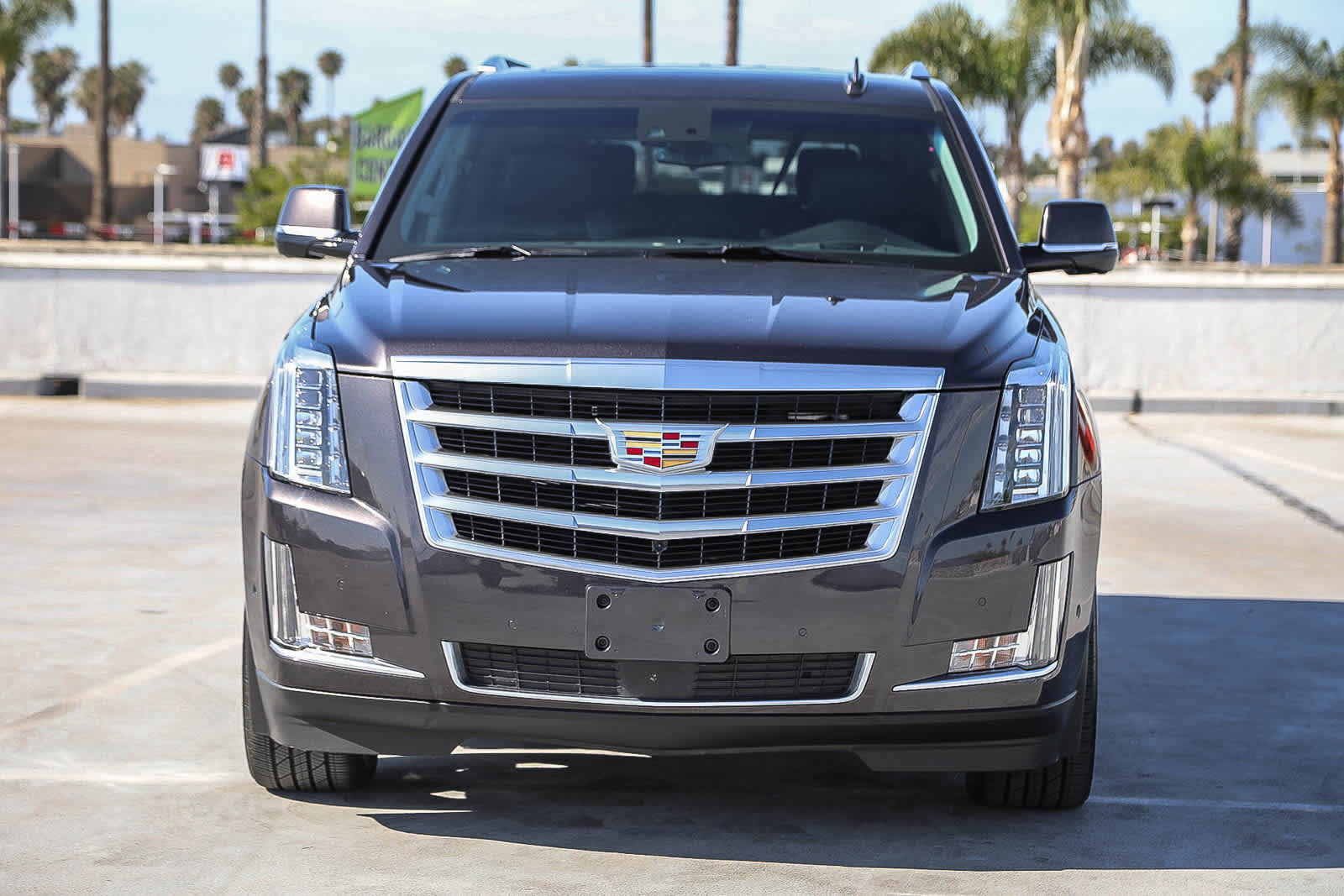 Used 2018 Cadillac Escalade ESV Premium Luxury AWD/4WD image 3