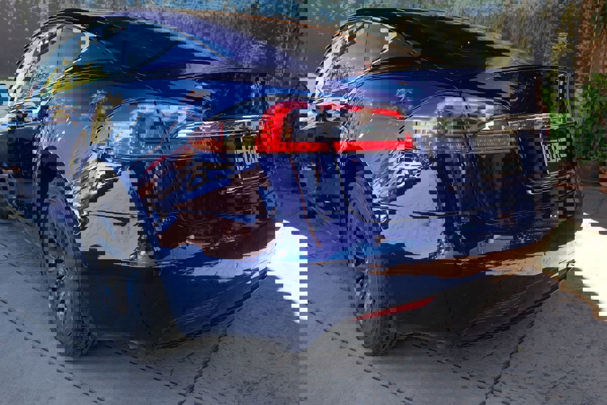 Used 2018 Tesla Model S 75D image 36