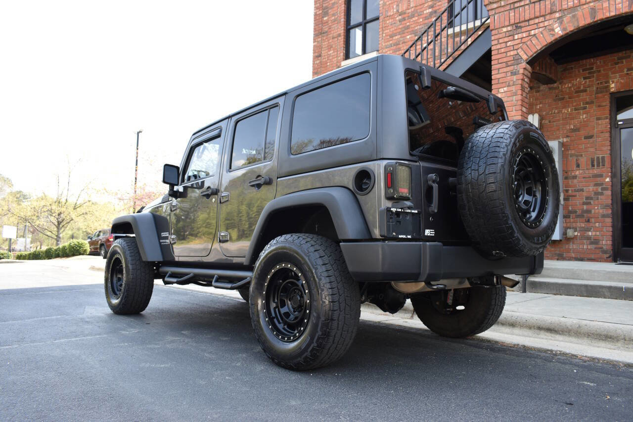 Used 2018 Jeep Wrangler Unlimited Sport S image 30