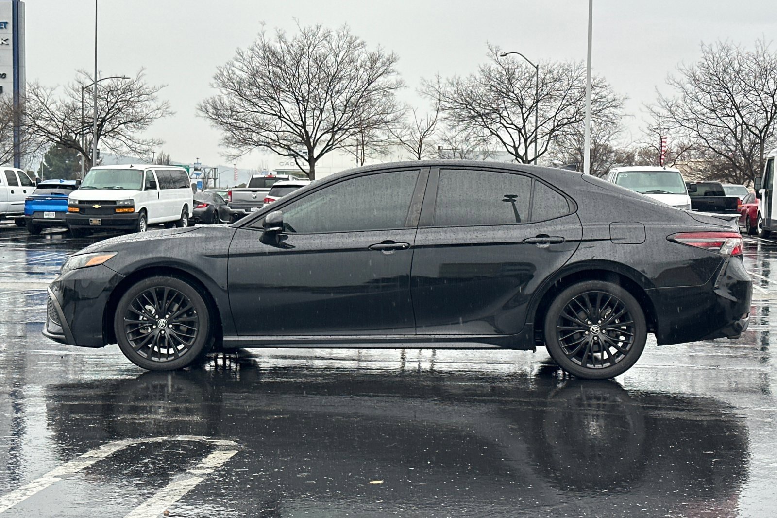 Used 2022 Toyota Camry SE image 7