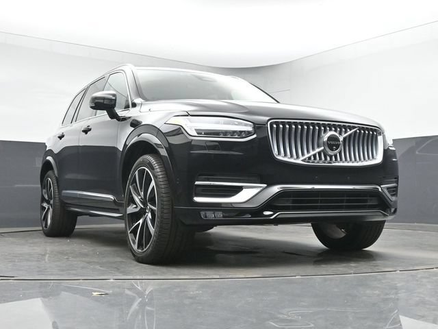 Used 2024 Volvo XC90 B5 Plus w/ Protection Package AWD/4WD image 11