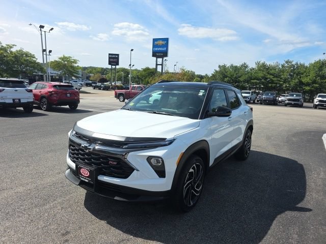 Used 2024 Chevrolet TrailBlazer RS w/ Driver Confidence Package AWD/4WD image 6