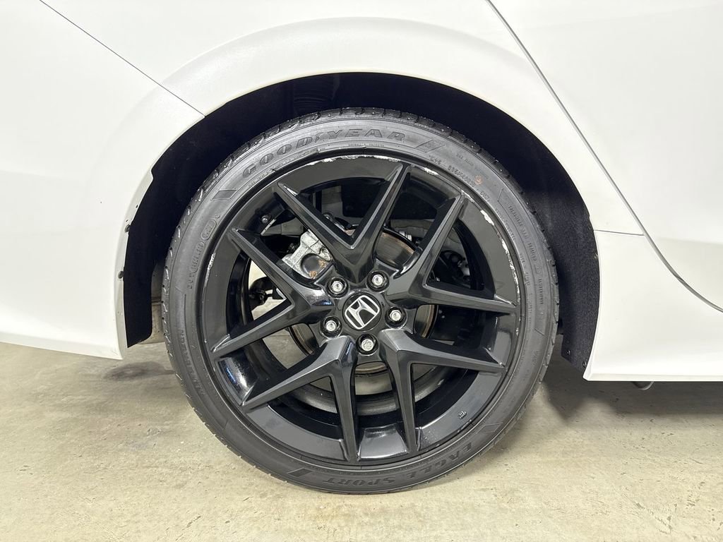 Used 2023 Honda Civic Sport image 16