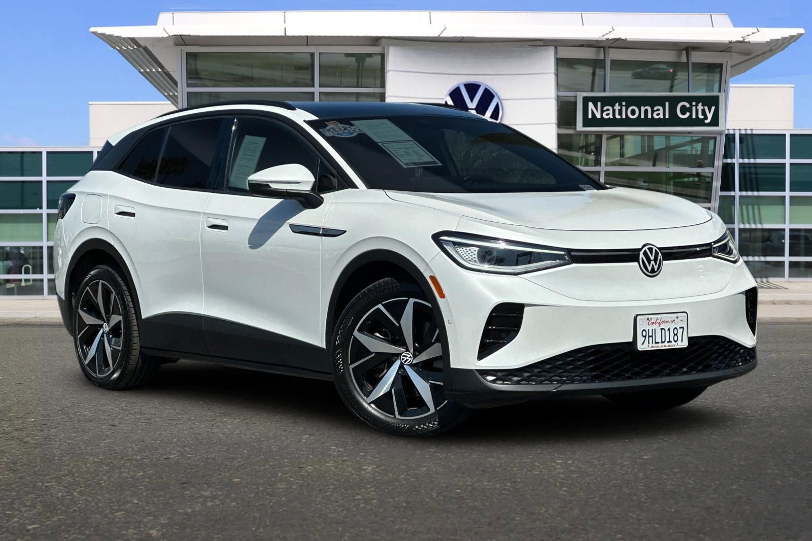 Used 2023 Volkswagen ID.4 Pro S image 2