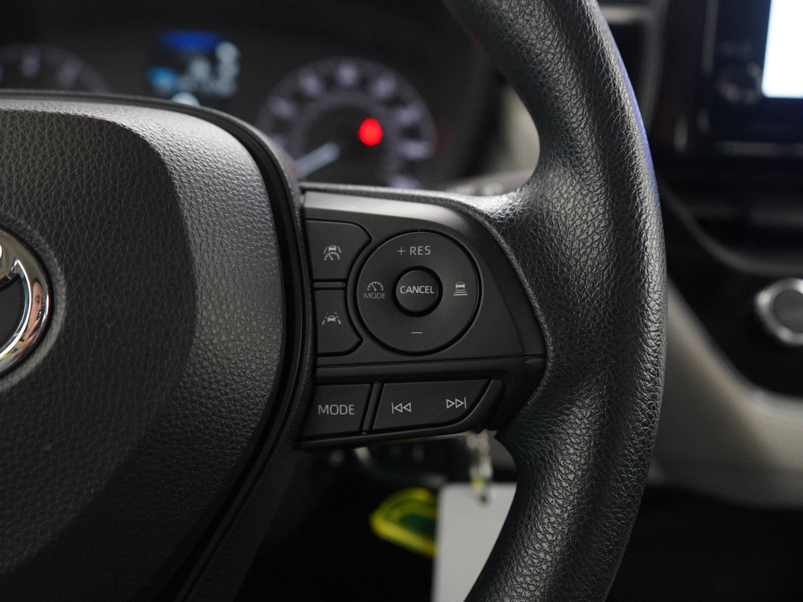 Used 2023 Toyota Corolla LE image 25