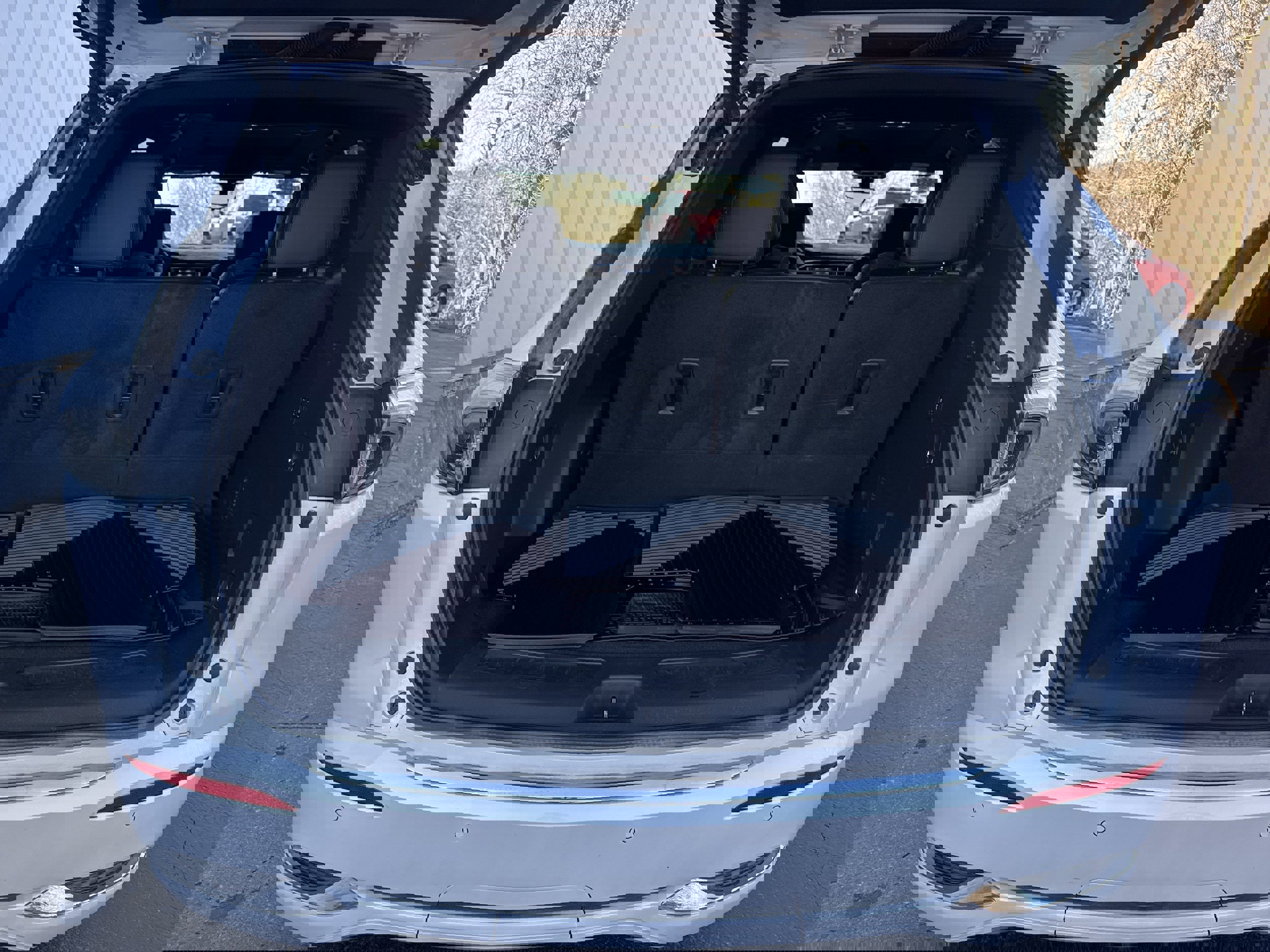 Used 2023 Buick Enclave Avenir w/ Avenir Technology Package image 15