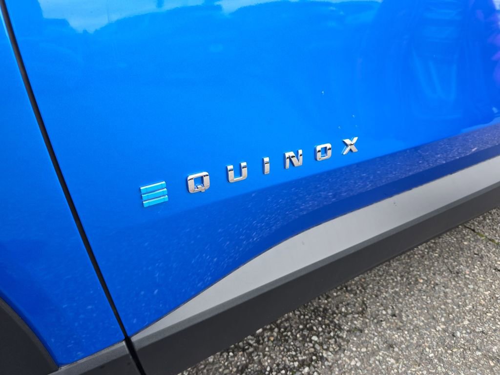 New 2026 Chevrolet Equinox EV LT image 32