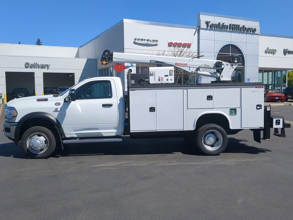 New 2024 RAM 5500 Tradesman AWD/4WD image 2