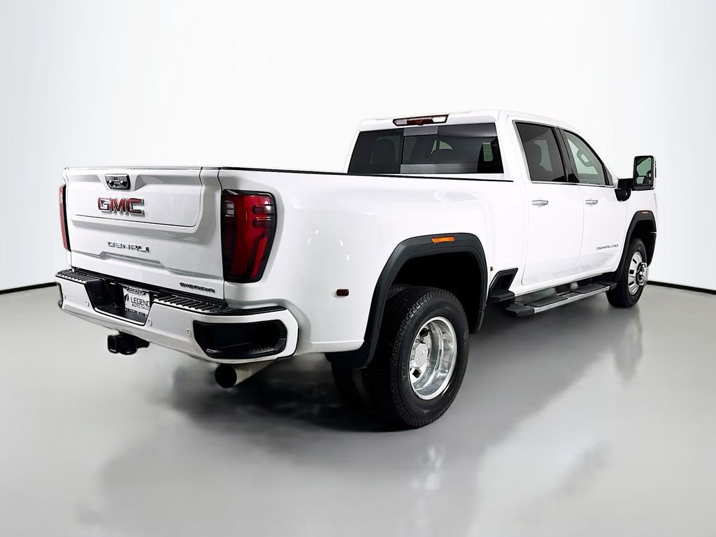 Used 2025 GMC Sierra 3500 Denali AWD/4WD image 4