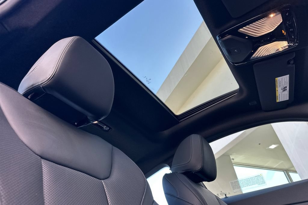New 2026 BMW M440i Coupe RWD image 17