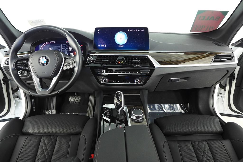 Used 2023 BMW 530i w/ Convenience Package RWD image 25