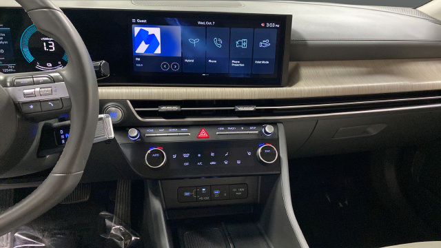 Certified 2025 Hyundai Sonata SEL FWD image 13