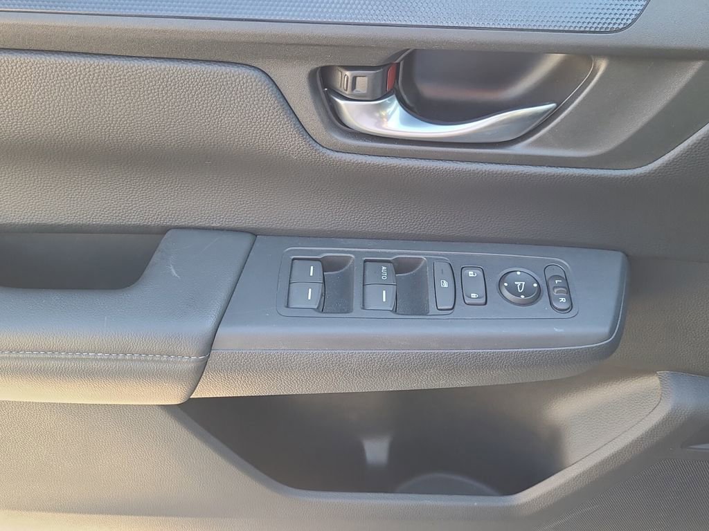 Used 2024 Honda CR-V LX image 12