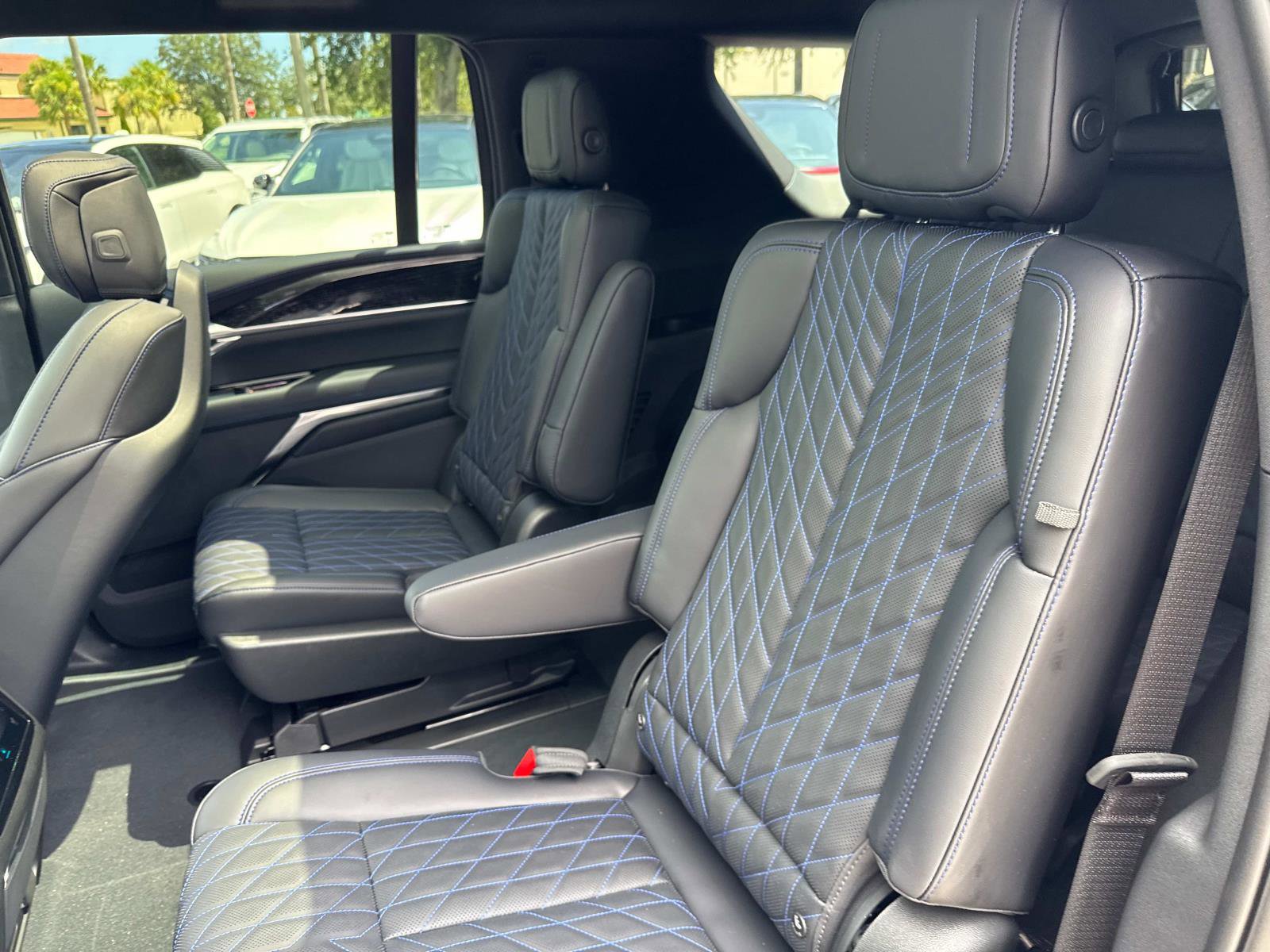 New 2026 Cadillac Escalade IQL Luxury image 12