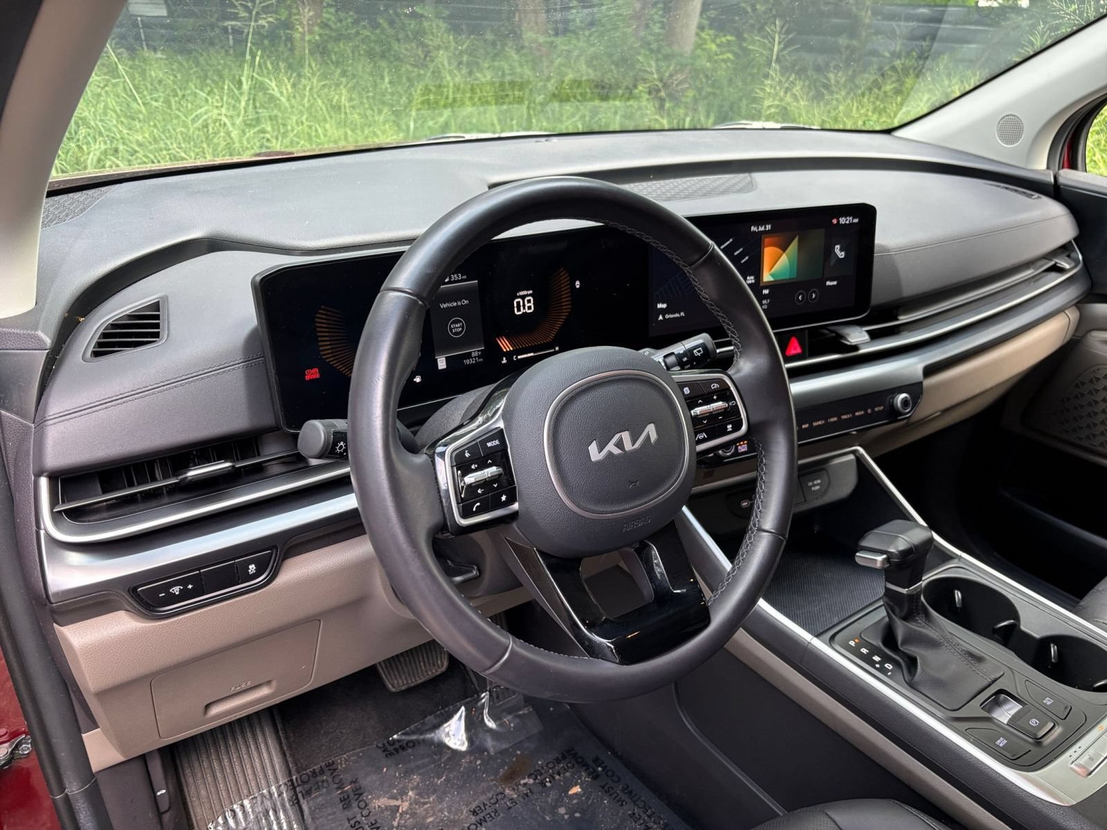 Used 2026 Kia Carnival FWD image 37