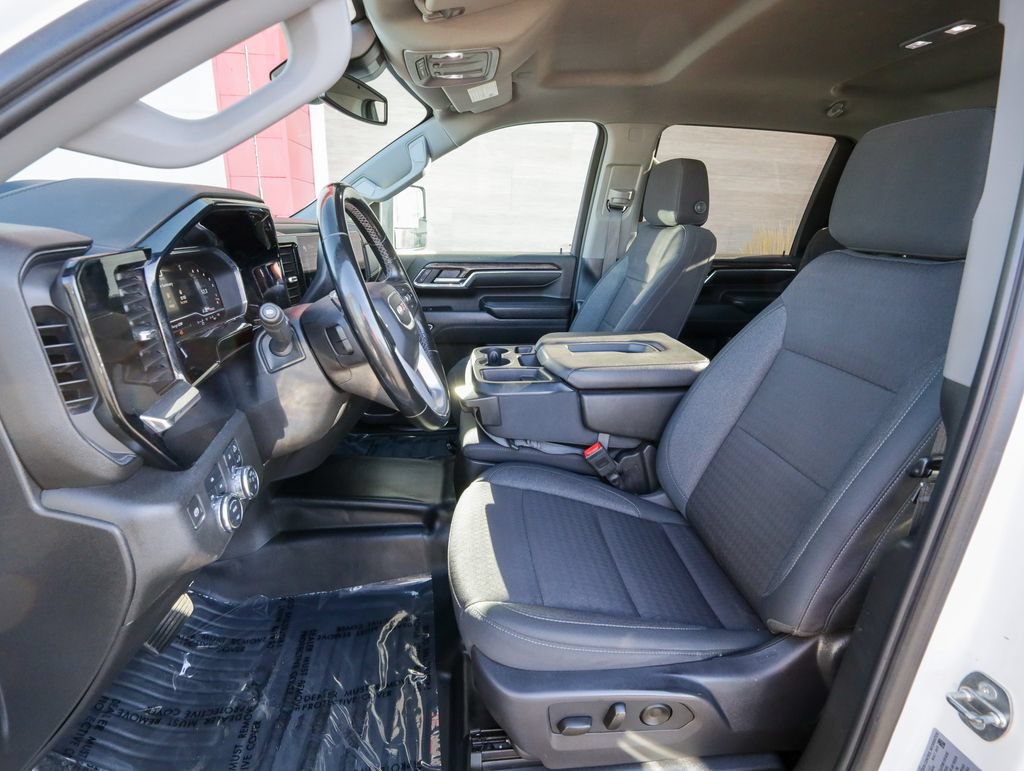 Used 2024 GMC Sierra 3500 SLE w/ SLE Convenience Package AWD/4WD image 13