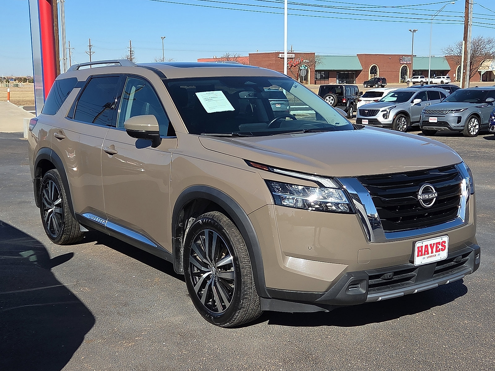 Used 2024 Nissan Pathfinder Platinum w/ Cargo Package image 5