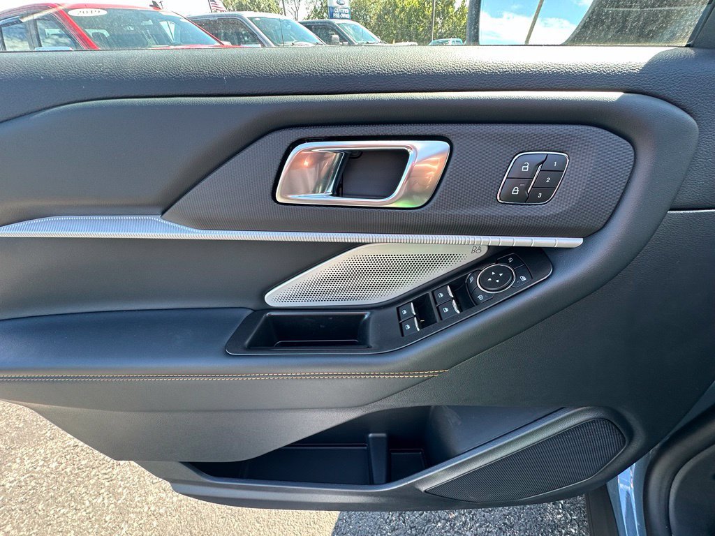 New 2026 Ford Explorer Tremor w/ Tremor Ultimate Package AWD/4WD image 17