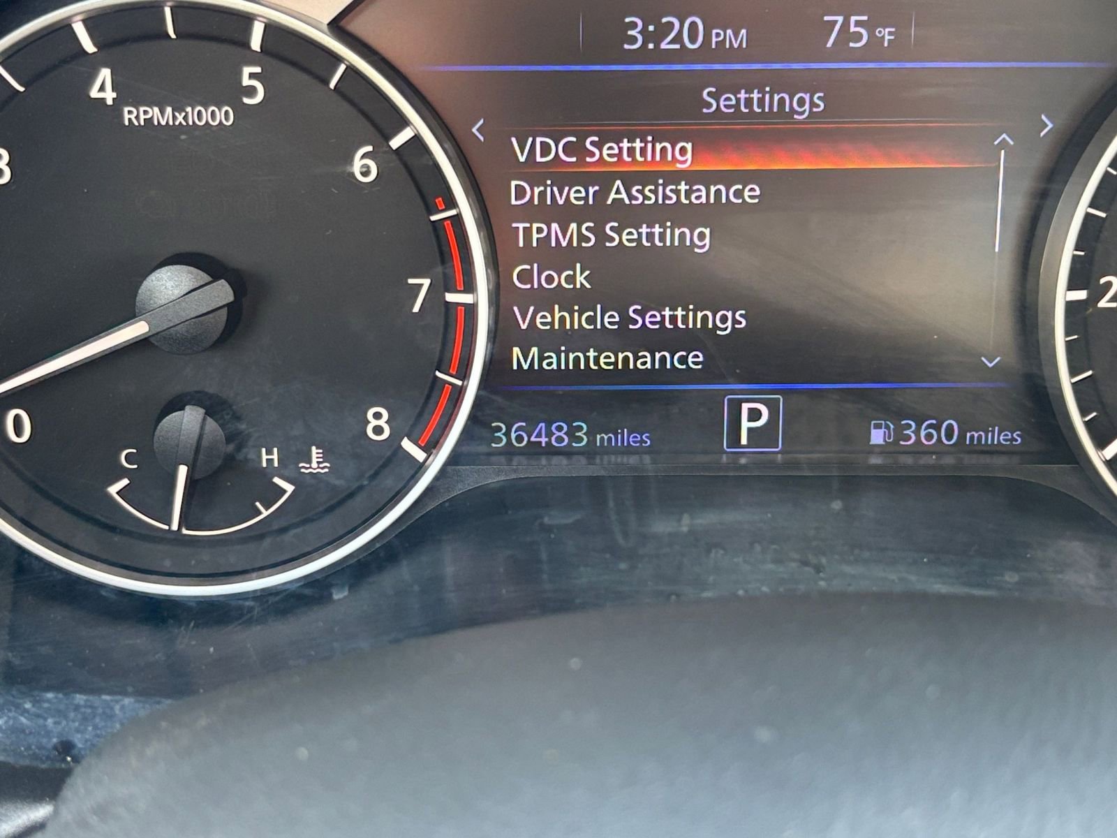 Used 2025 Nissan Altima 2.5 SV FWD image 40