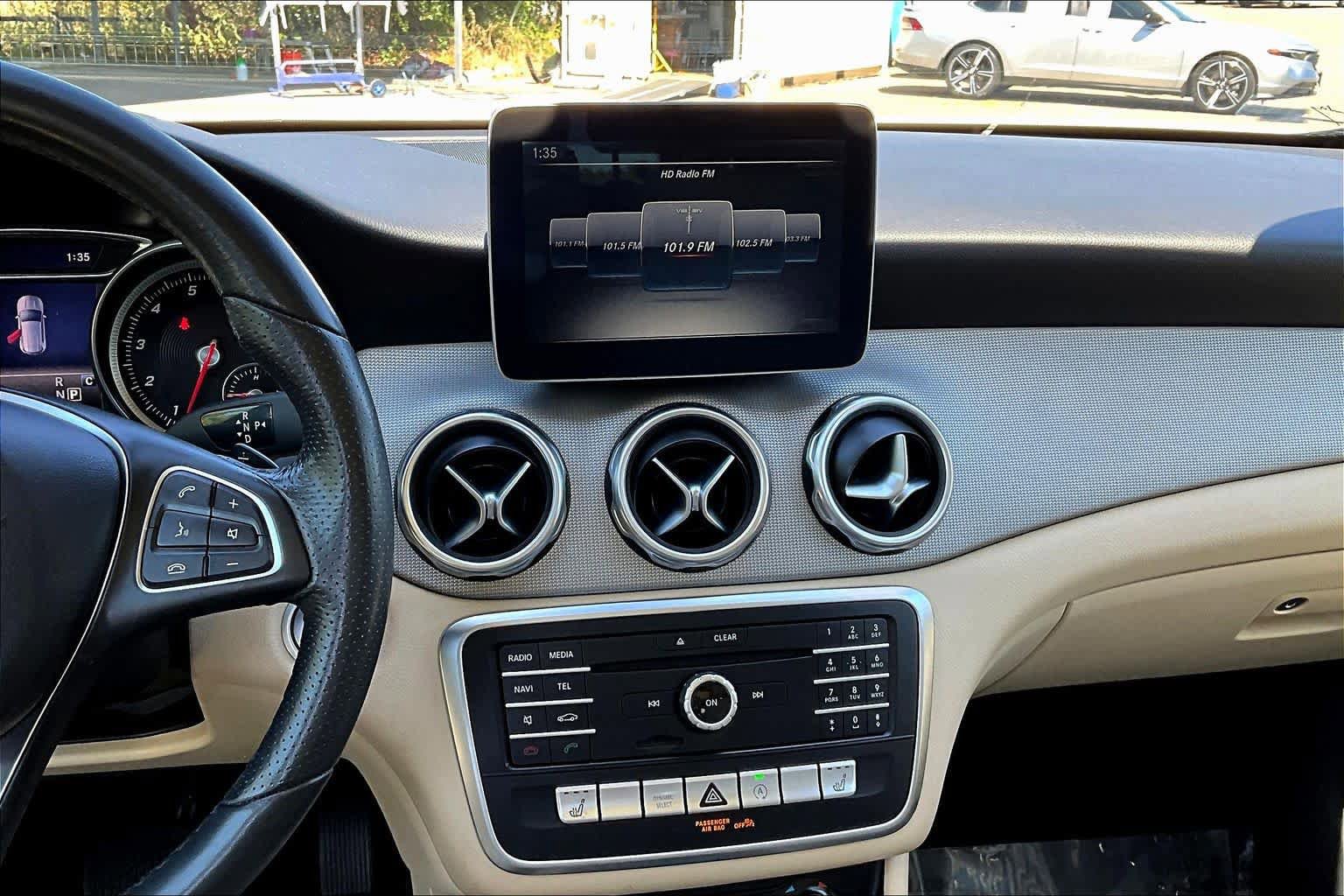 Used 2018 Mercedes-Benz GLA 250 image 6