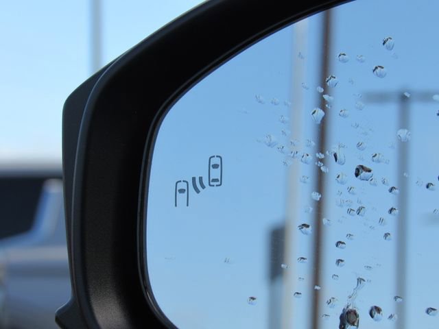 Used 2023 Toyota Prius LE image 29