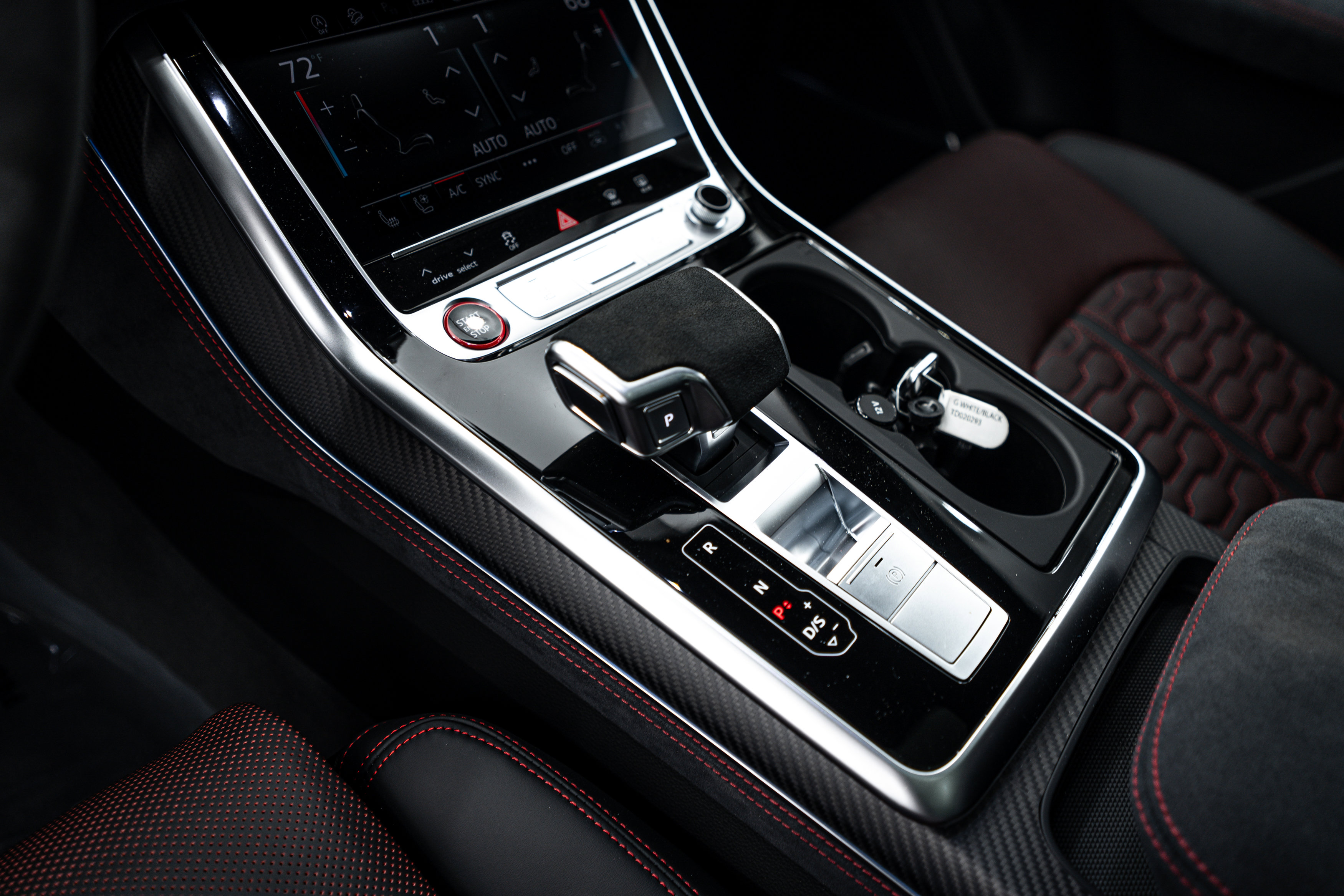 New 2026 Audi RS Q8 performance image 10