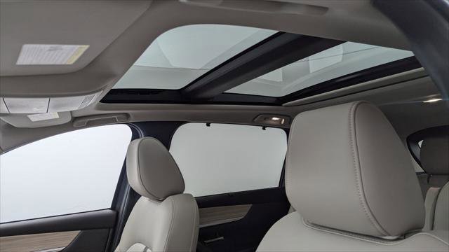 Used 2024 MAZDA CX-90 Plug-In Hybrid w/ Premium Pkg image 32