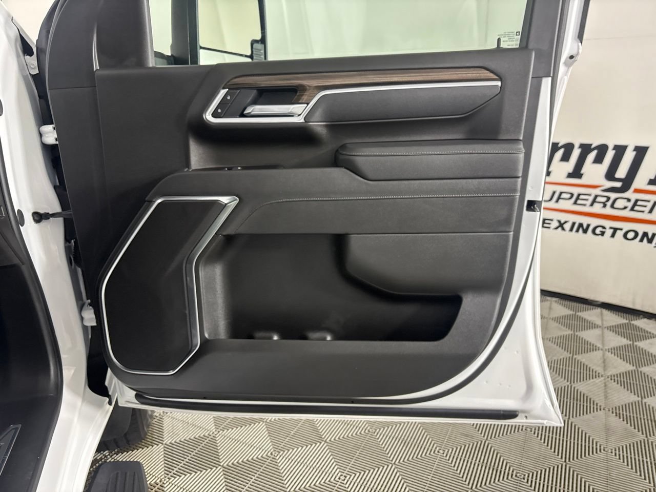 Used 2026 Chevrolet Silverado 2500 LT AWD/4WD image 26
