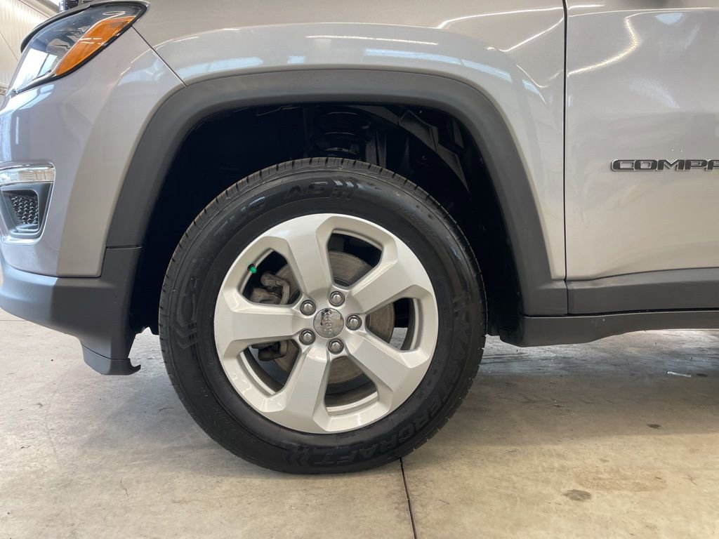 Used 2020 Jeep Compass Latitude AWD/4WD image 31