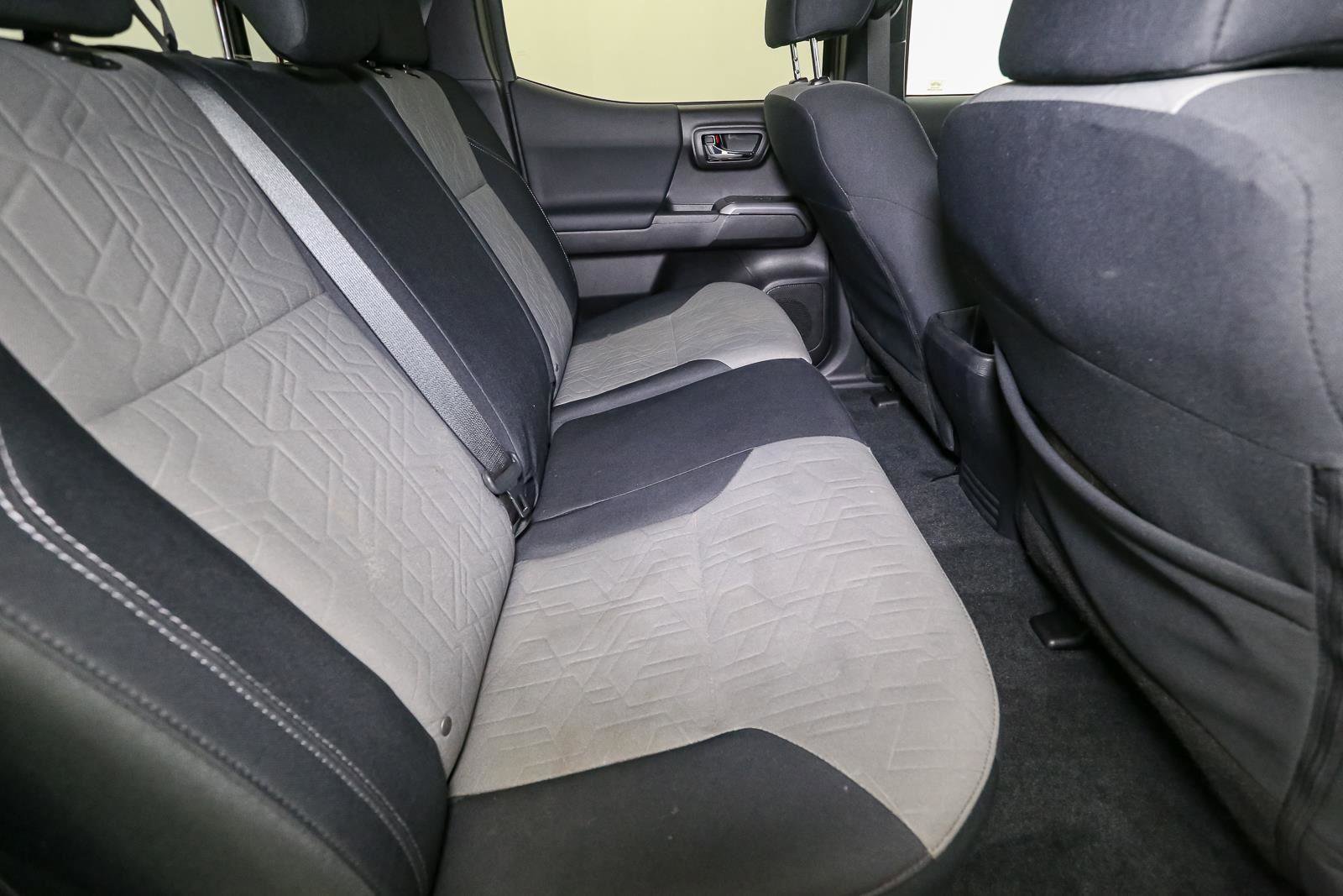 Used 2020 Toyota Tacoma TRD Sport image 20