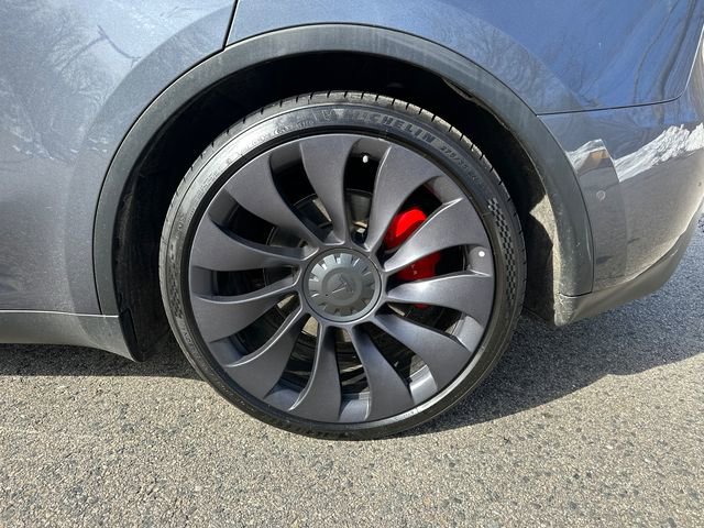 Used 2022 Tesla Model Y Performance image 14