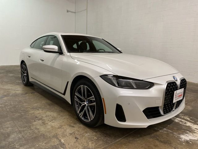 Used 2025 BMW 430i xDrive w/ Premium Package image 3