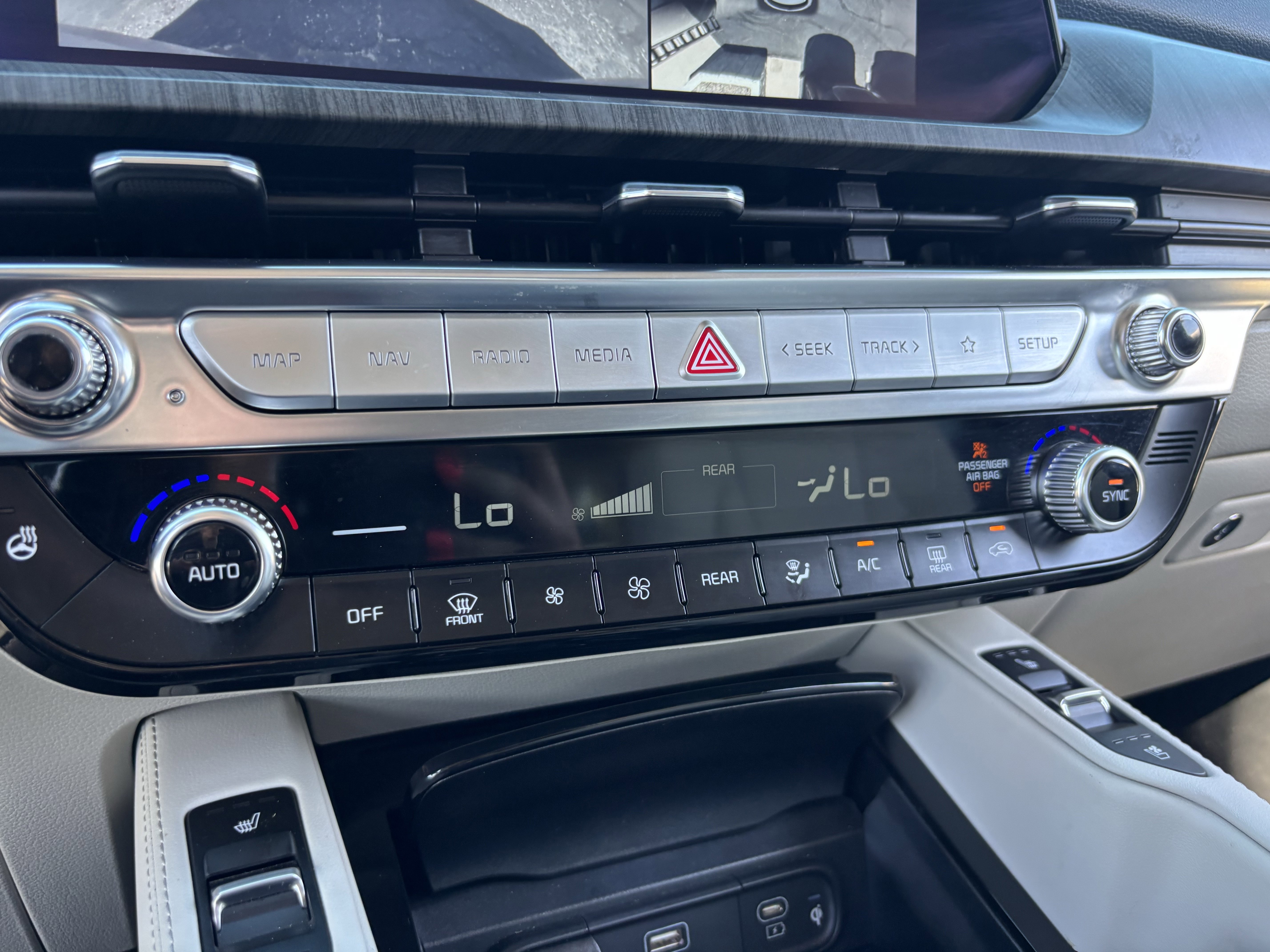 Certified 2024 Kia Telluride SX AWD/4WD image 22