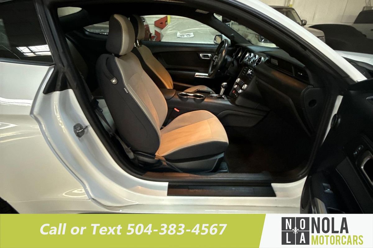 Used 2019 Ford Mustang Coupe image 25