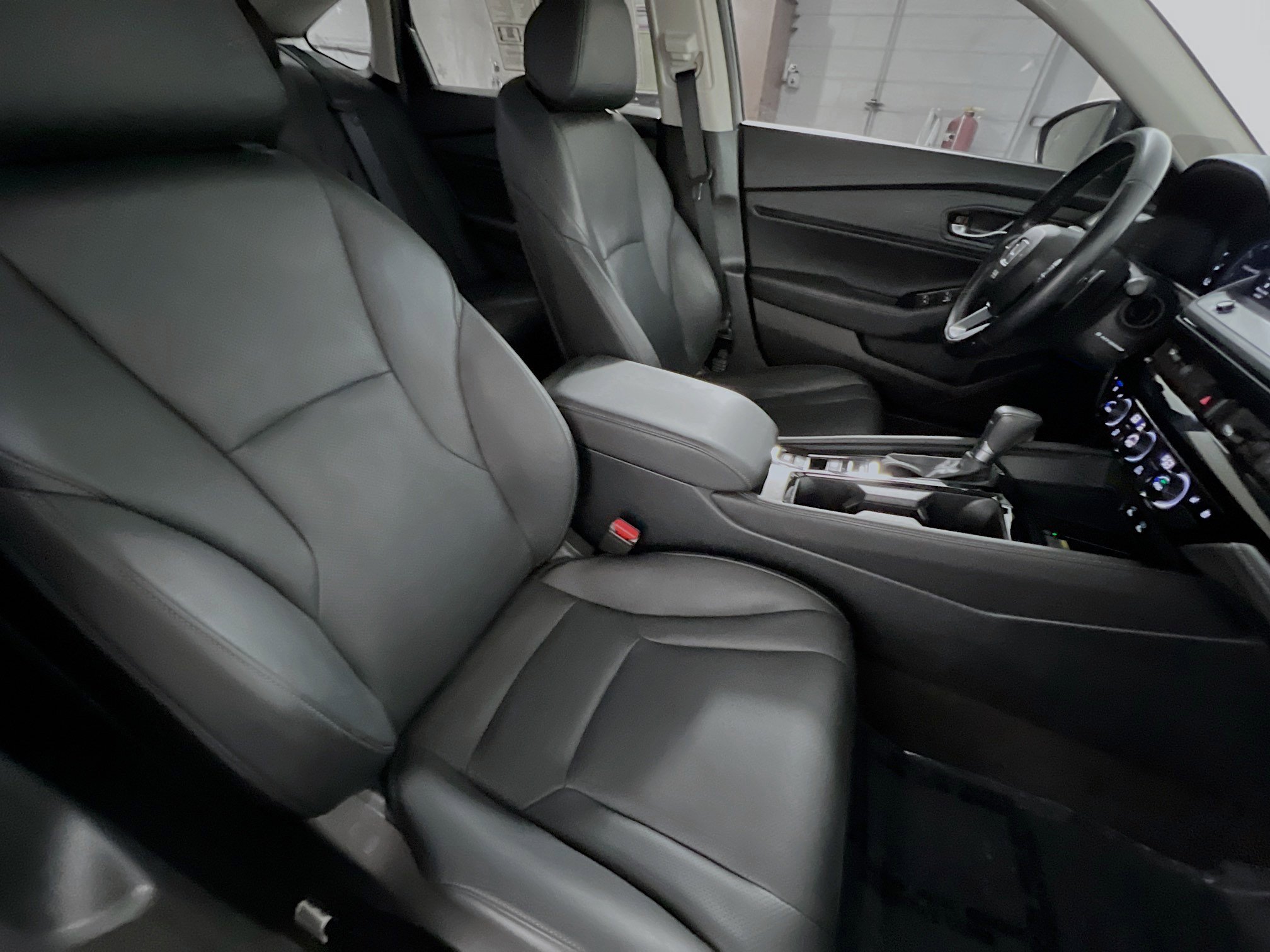 Used 2024 Honda Accord Touring image 31