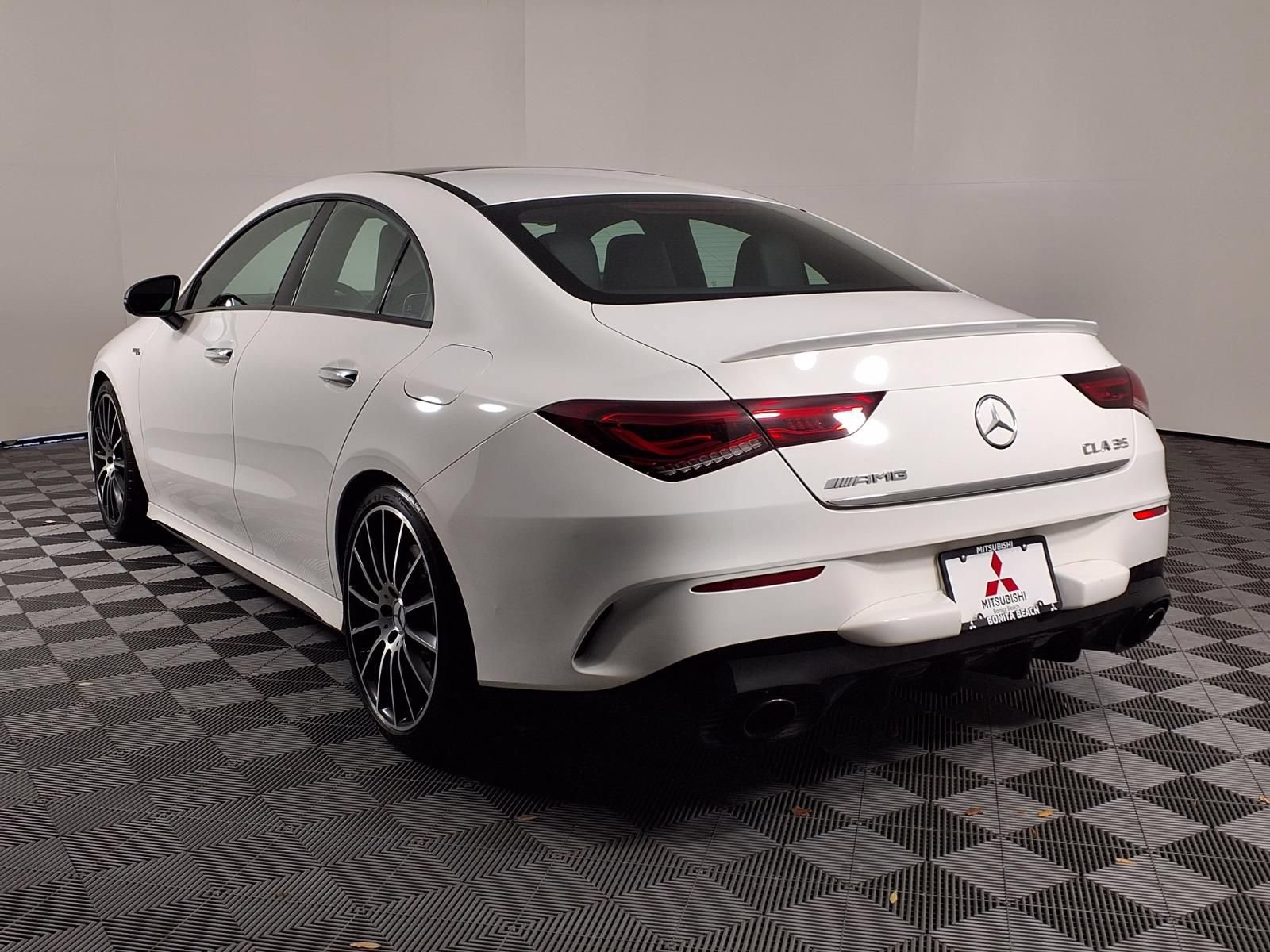 Used 2021 Mercedes-Benz CLA 35 AMG 4MATIC image 5