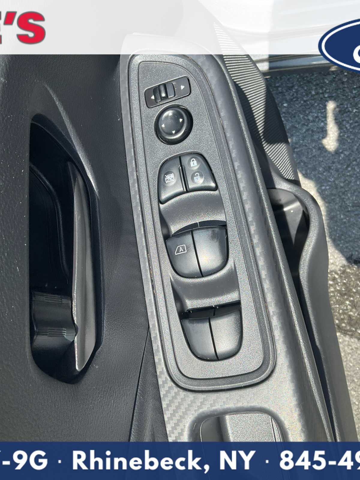 Used 2021 Nissan Versa S FWD image 15